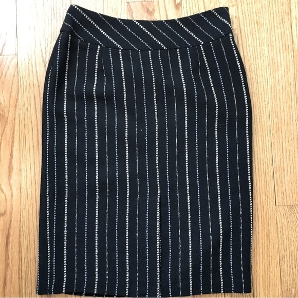 Vintage 90's Jinkaieng Black Metallic Wool Blend Straight Pencil Skirt - Picture 3 of 16